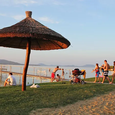 In 40863 Balatonmáriafürdő